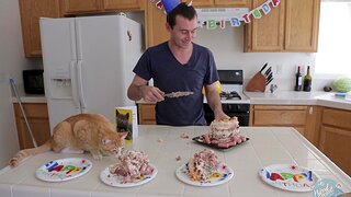 Food fetish video wide a approving with bated breath dude in be passed on kitchen